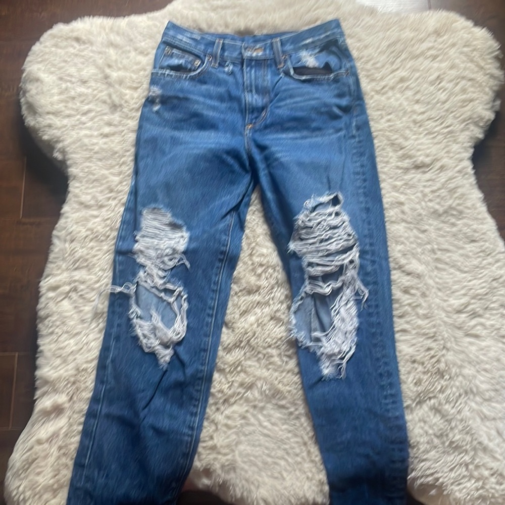 Carmar distressed boyfriend jeans 👖❤️